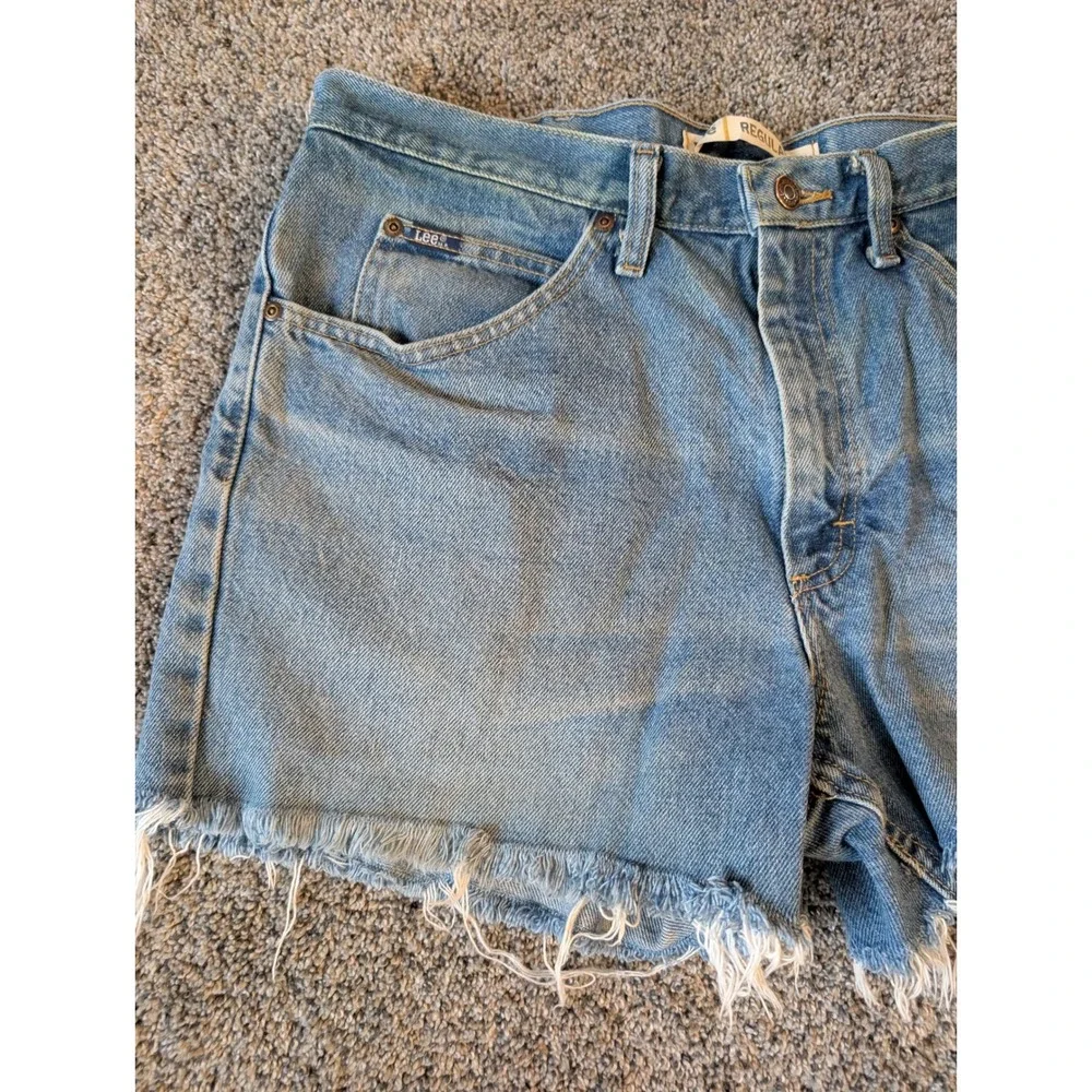 Lee Vintage Regular Fit Denim Cutoff Shorts Light Wash High Rise Blue 36 Waist - Picture 3 of 6